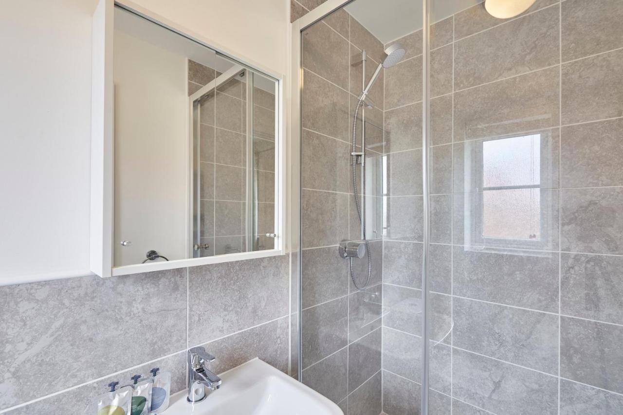 Host & Stay - Cayton Bay Cottage Dış mekan fotoğraf